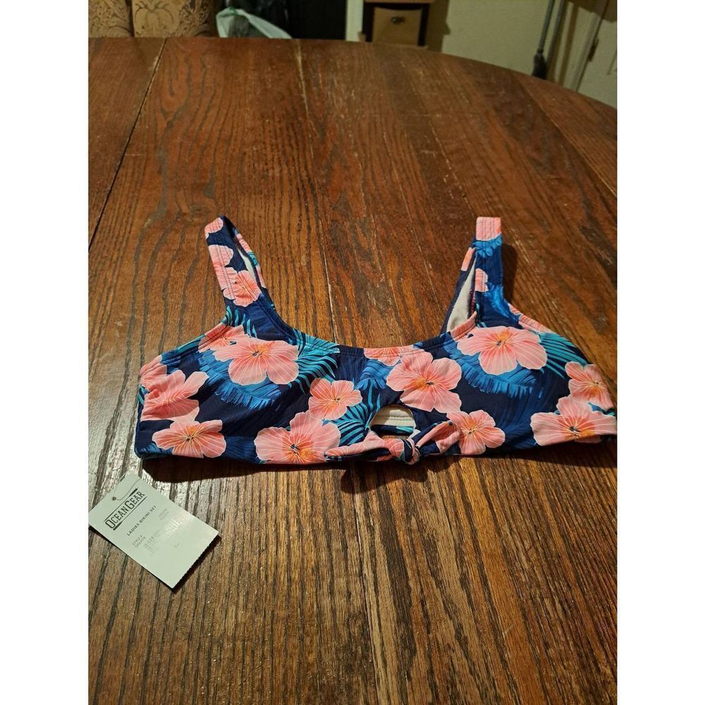 New Large Ocean Gear Padded Pink Blue Bikini Swimsuit Bathing Suit Top NWT